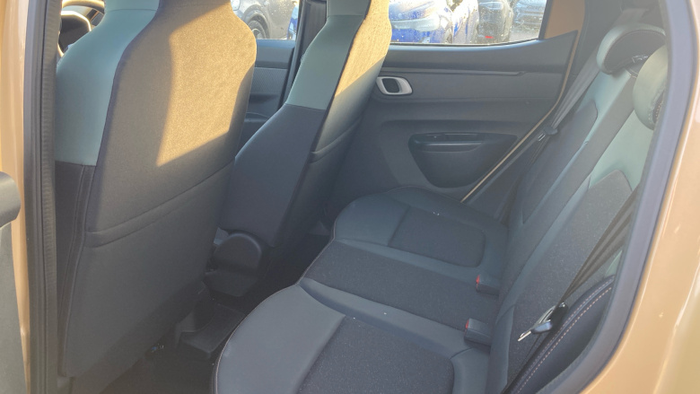 Dacia Spring 27kWh Extreme 65 48kW 5dr Auto Electric Hatchback